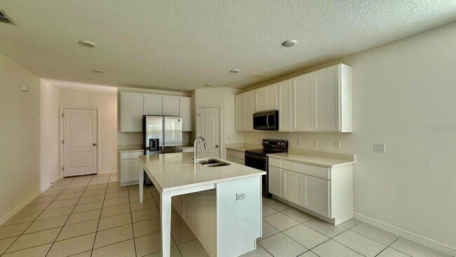 Foto del edificio - 2224 Canyon Breeze Ave