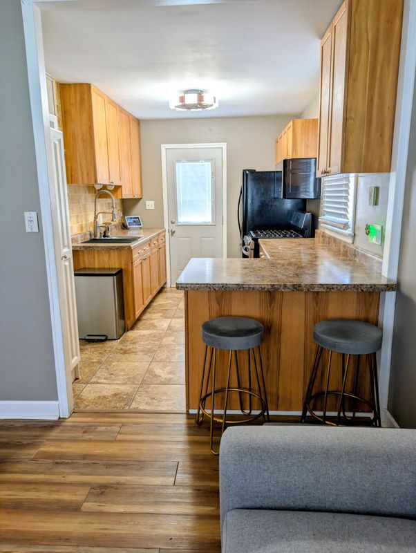 Foto del edificio - 2236 Warrick St