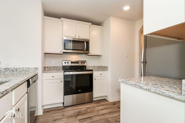 Building Photo - 152 Holster Holw Rd