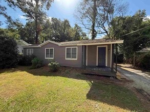 Building Photo - 1011 Alachua Ave