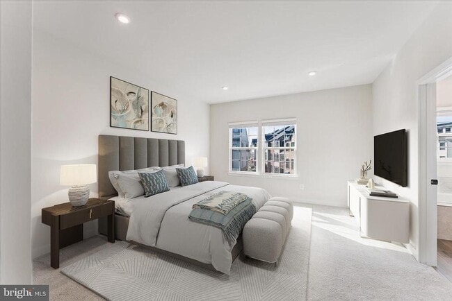 Foto del edificio - 14032 Sunrise Valley Dr