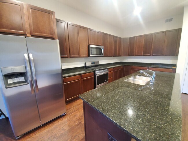 Foto del edificio - 3 bed, 2 bath ranch-style home in Kechter Farm!