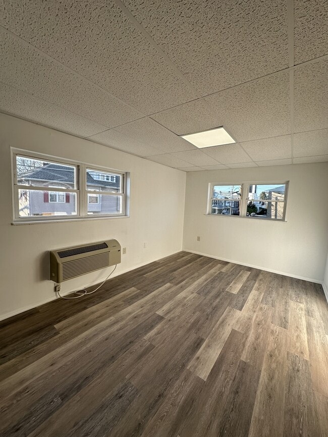 Foto del edificio - 113 E Middle St