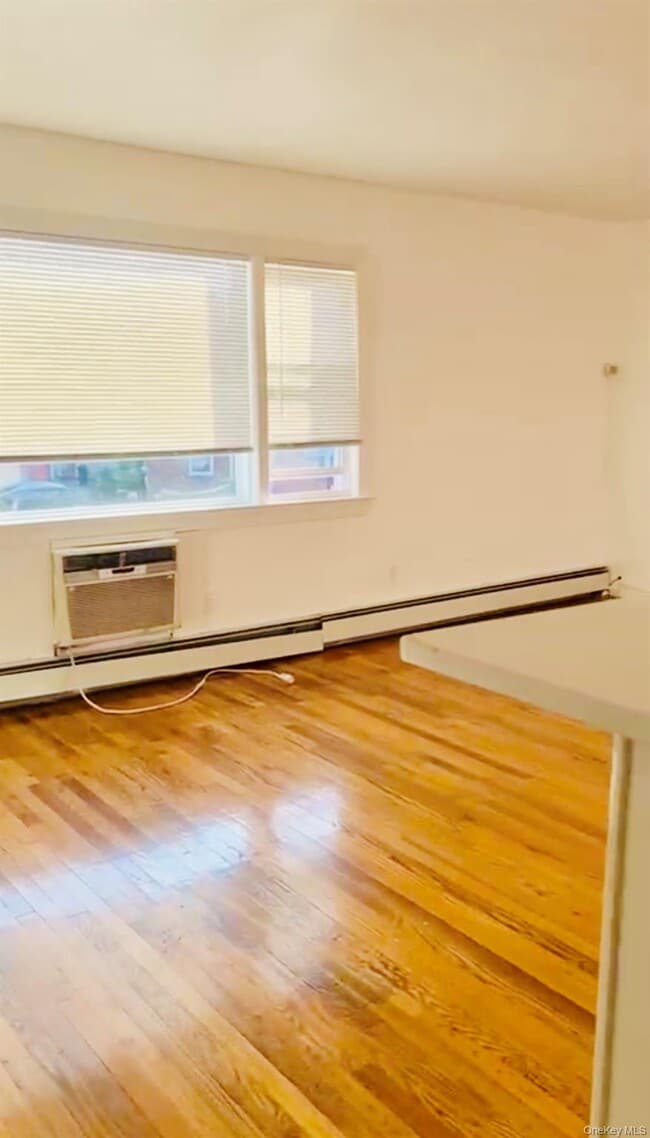 Building Photo - 118-06 179th St