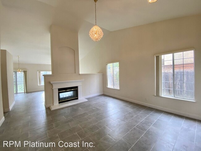 Building Photo - 3 br, 2.5 bath House - 1850 Goshen Ave.