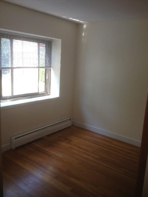 Building Photo - 47 Dighton St