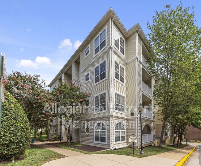 Foto del edificio - 4551 Strutfield Ln