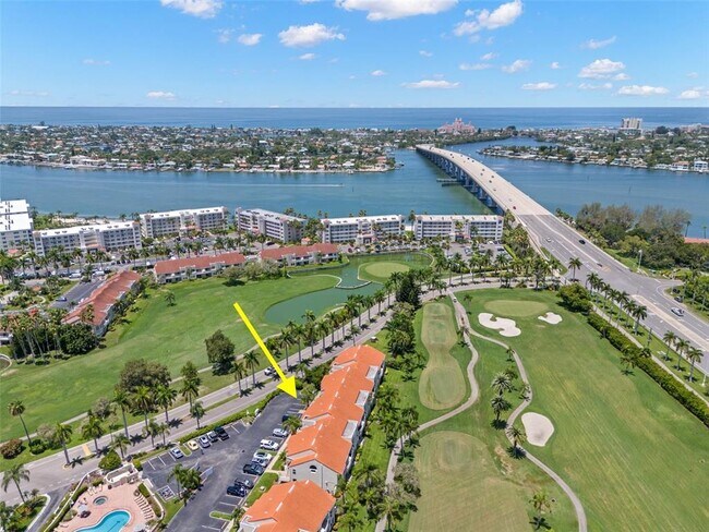 Foto del edificio - 6191 Bahia Del Mar Blvd S
