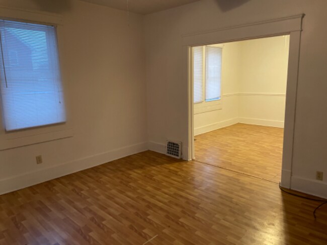 Foto del edificio - 230 Belmont Ave