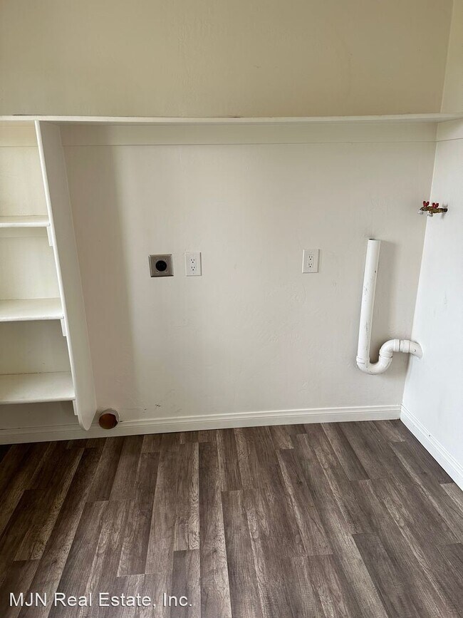 Building Photo - 3 br, 2 bath House - 2232 Ramona St