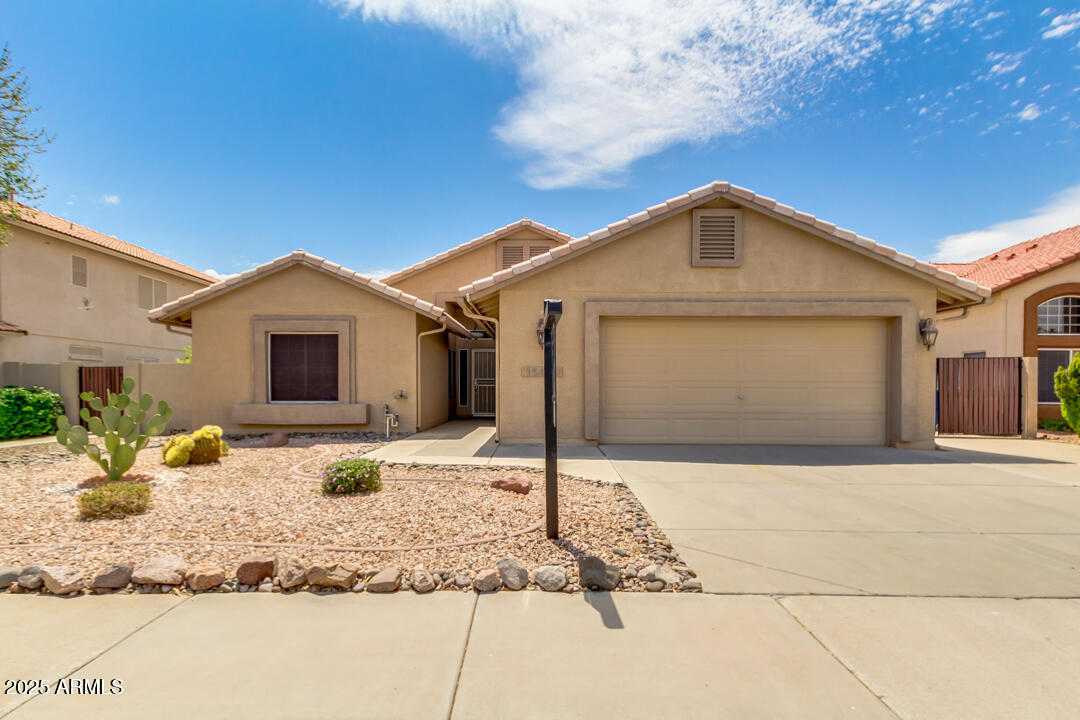 Foto principal - 15870 N 162 Ln