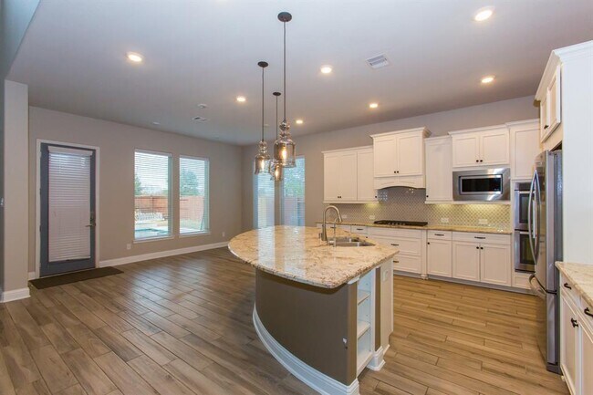 Foto del edificio - 14926 Dogwood View Ln