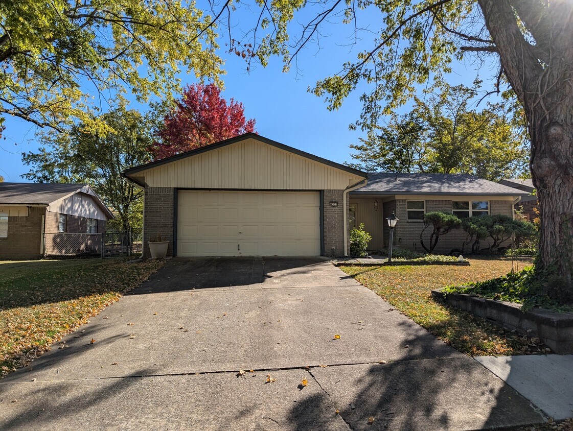 Primary Photo - 4333 S Cedar Ct