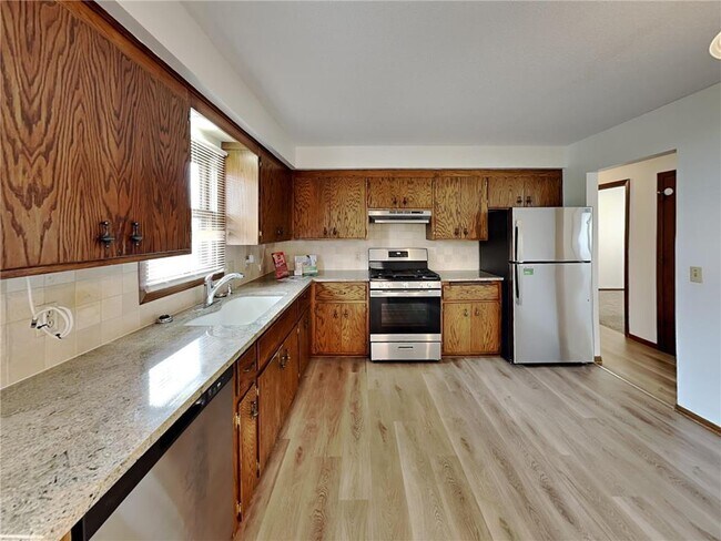 Foto del edificio - 8701 47th Ave N