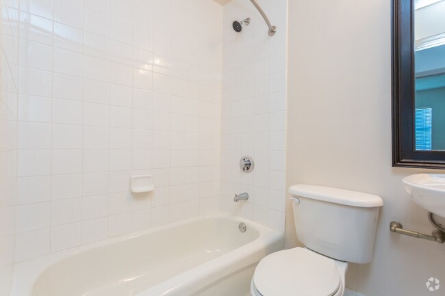 Bathroom - Camden Brickell