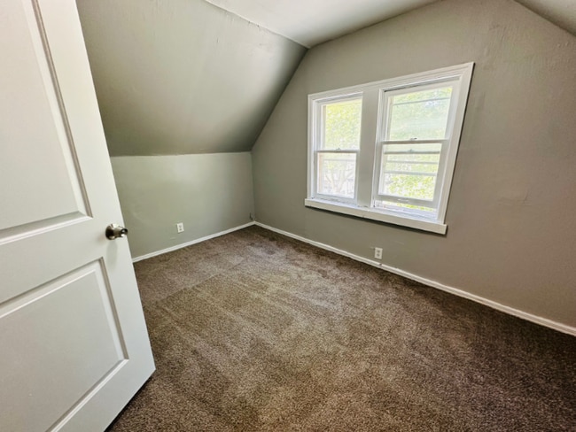 Photo - 8710 Vineyard Ave Apartment