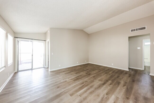 Foto del edificio - 17116 N Larkspur Ln