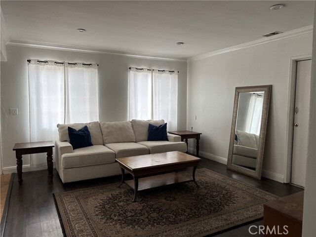 Foto del edificio - 18237 Ashley Ave