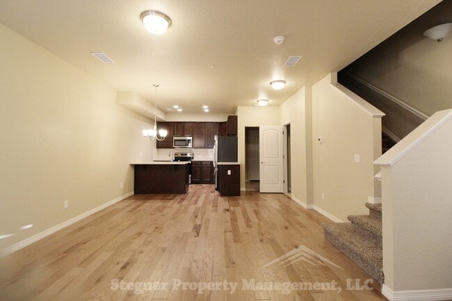 Building Photo - Great Townhome in Southeast Fort  Collins