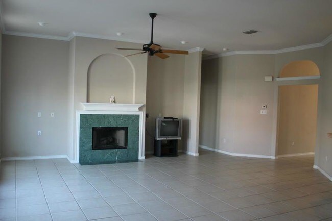 Building Photo - 13558 Ducat Ct