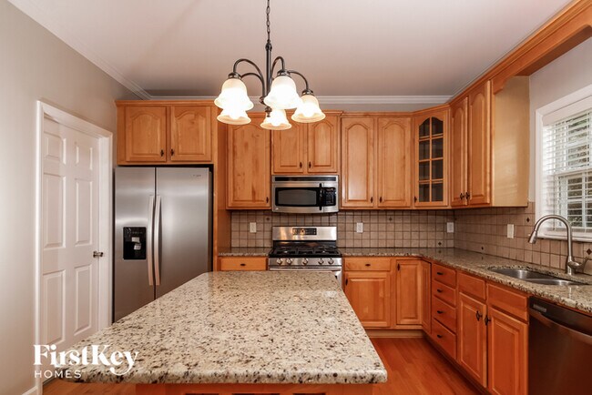 Building Photo - 208 Scottsdale Dr