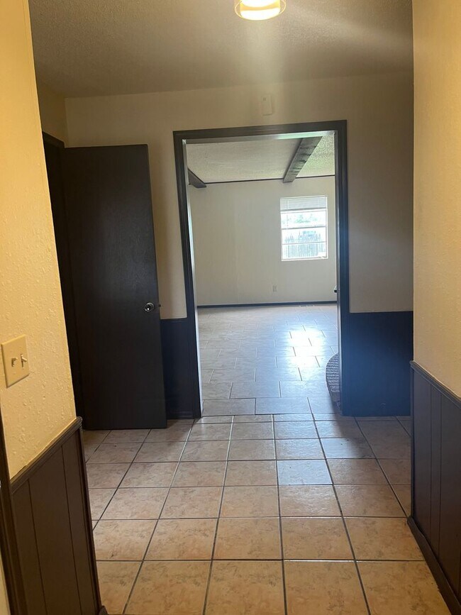 Foto del edificio - 6810 Lancer Ln