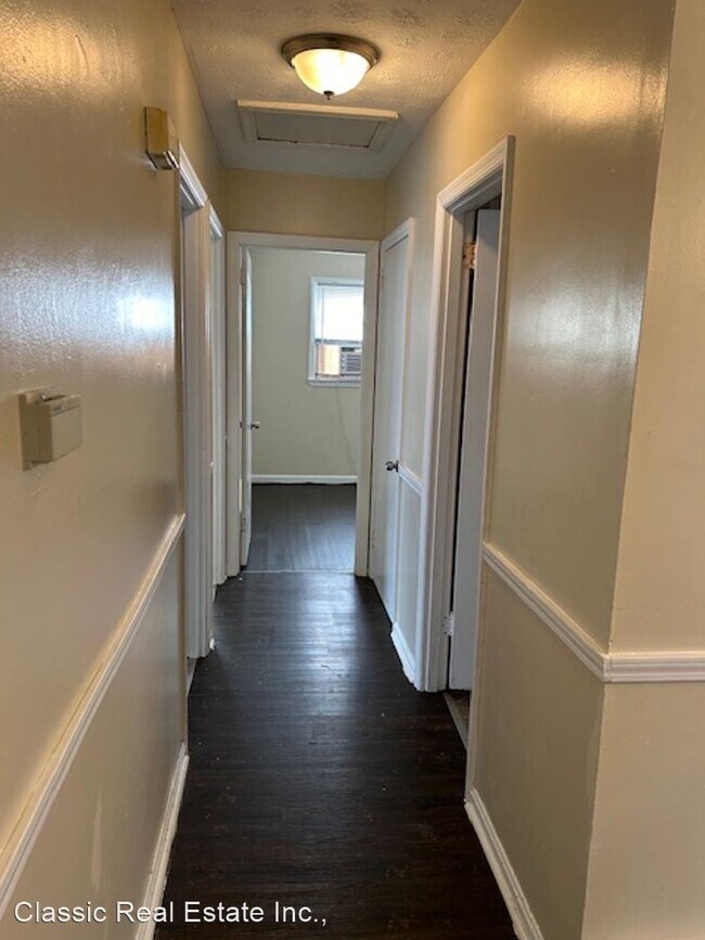 Building Photo - 3 br, 1 bath House - 1740 Costigan Drive