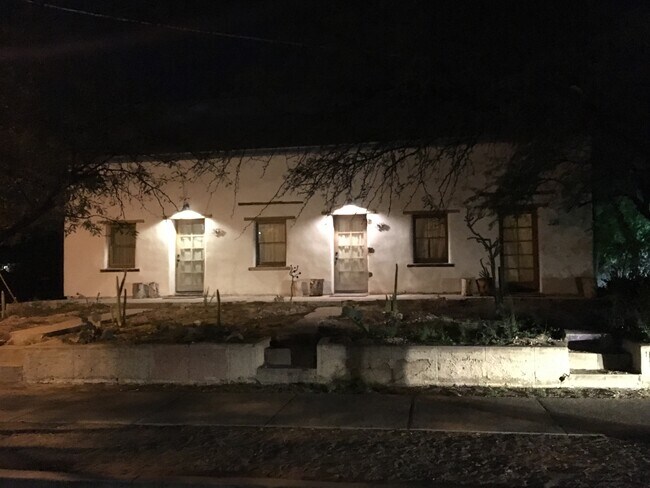 Foto del edificio - 317 E 5th St