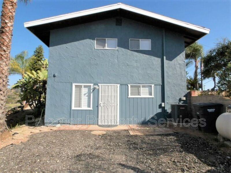 Primary Photo - 10132 W Lilac Rd