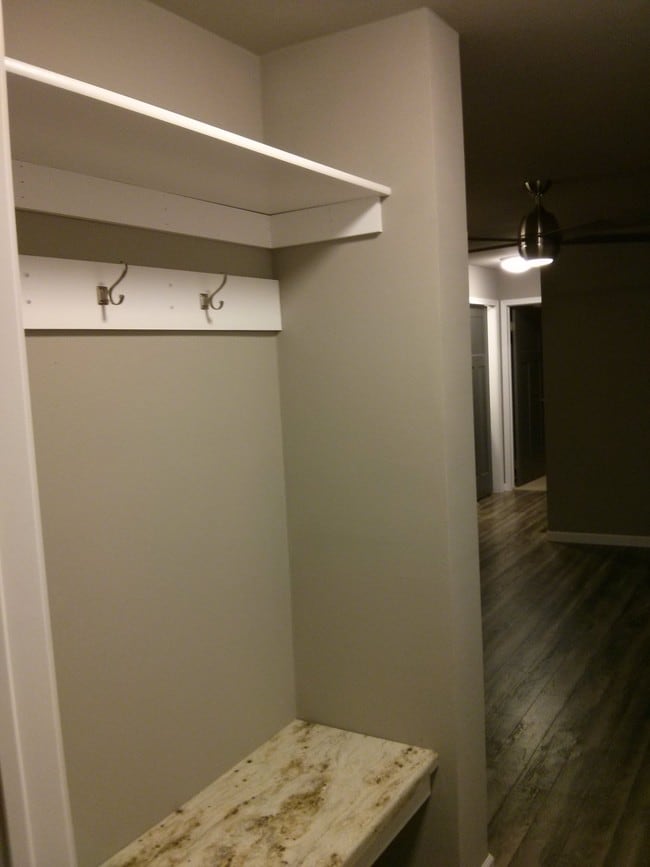 Upper Entry Foyer - 326 N Norbeck St