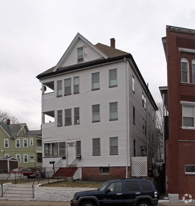 174 ferry St, Everett, MA 02149 Apartments Everett, MA