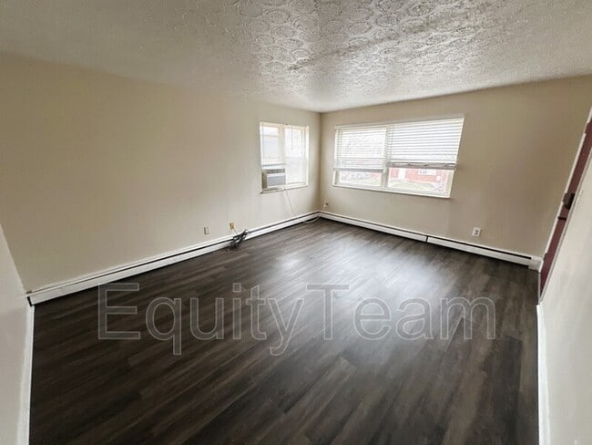Building Photo - 2532 Flanigan Ct