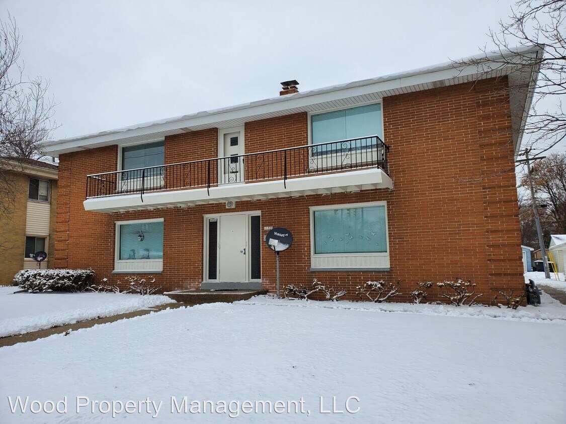 Primary Photo - 11320 W North Ave