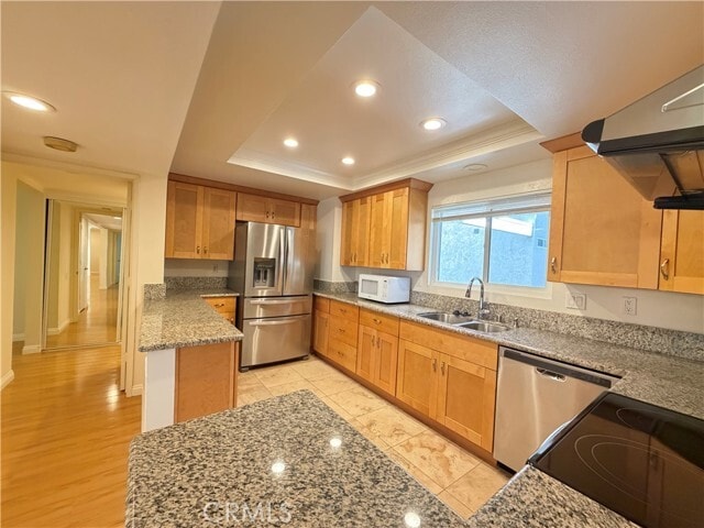 Building Photo - 5500 Paseo Del Lago W