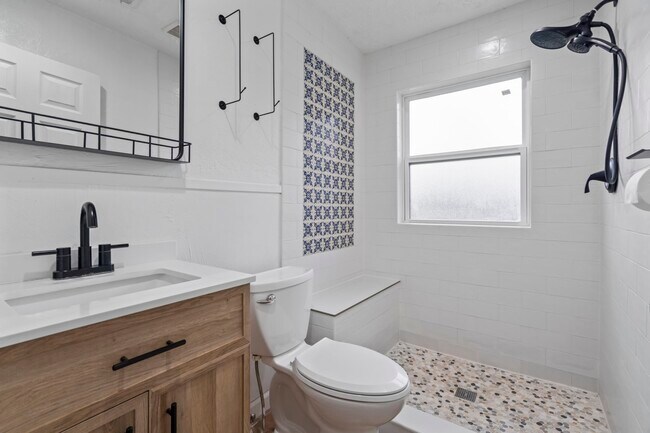 Building Photo - 7511 Magnolia St