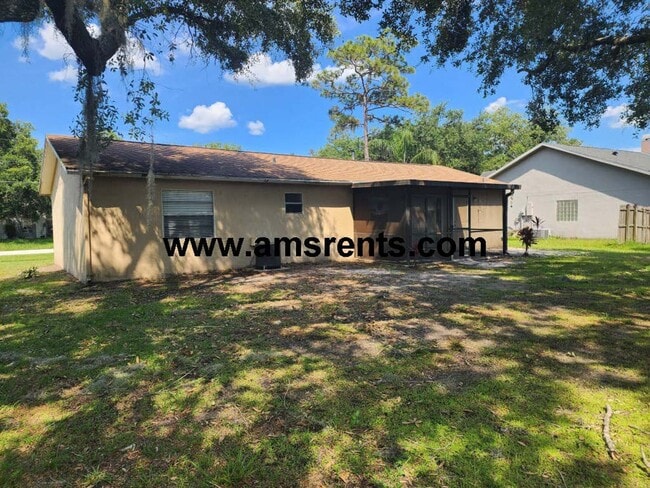 Foto del edificio - Charming 3-bedroom, 2-bathroom home in Poi...