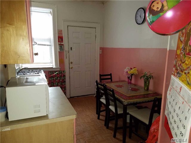 Foto del edificio - 105-14 90th St