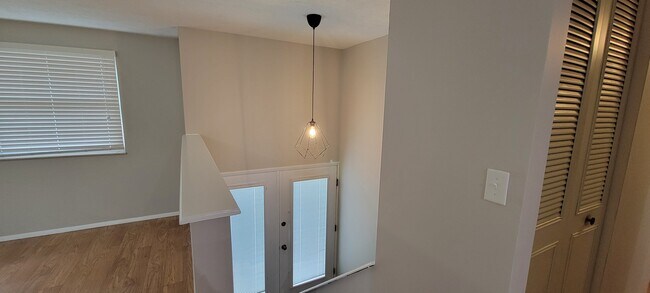 Foto del edificio - 6312 Roberts Creek Ln