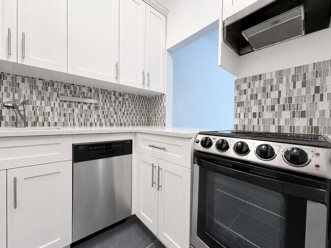 Foto del edificio - 346 W 52nd St