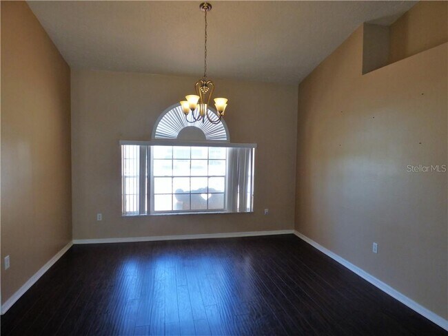 Building Photo - 4528 Dumont St