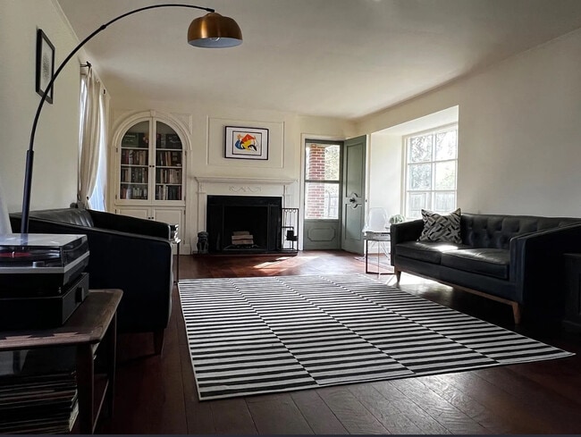 Building Photo - 24 Highland Ave