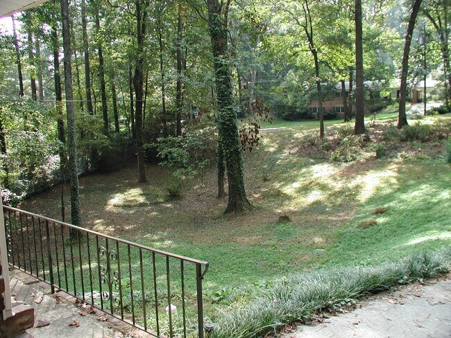 Building Photo - 4179 Shawnee Ln NE