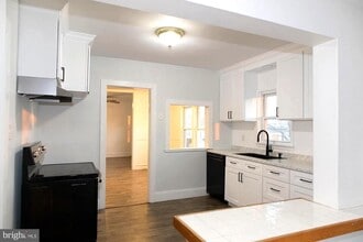 Building Photo - 214 Trumbauersville Rd