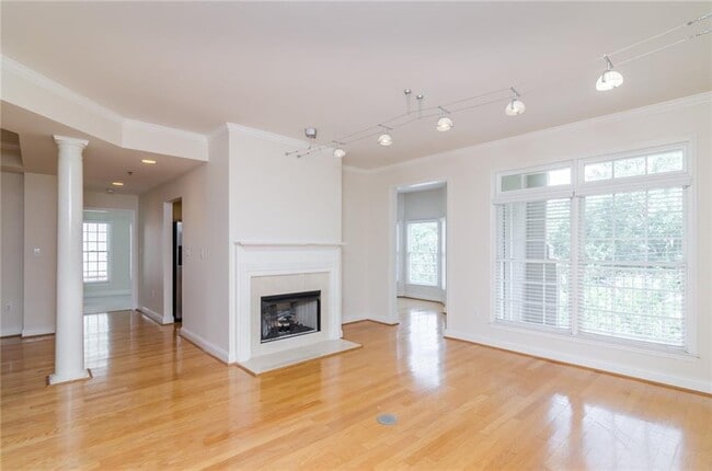 Building Photo - 50 Biscayne Dr NW