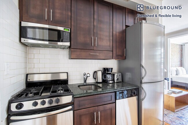 Foto del edificio - 535 Hudson St