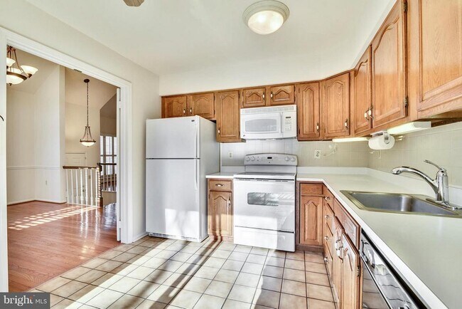 Foto del edificio - 3023 Oakton Meadows Ct