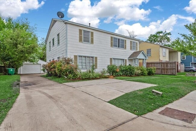 Building Photo - 3444 Blodgett St