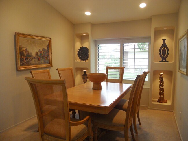 Building Photo - 213 Seville Cir