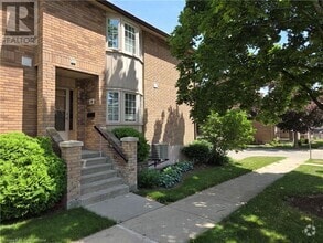 Building Photo - 38 Elora Dr