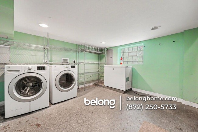 Building Photo - 1718 W 106th Pl